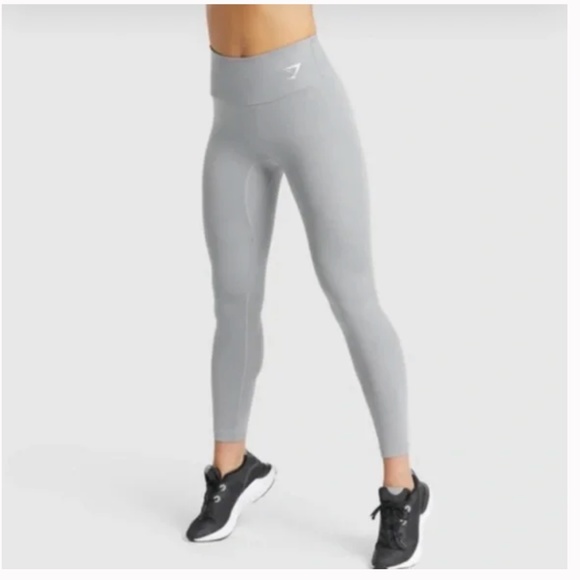 Gymshark Pants - GYMSHARK Training 7/8 Leggings Smokey Grey Size Medium